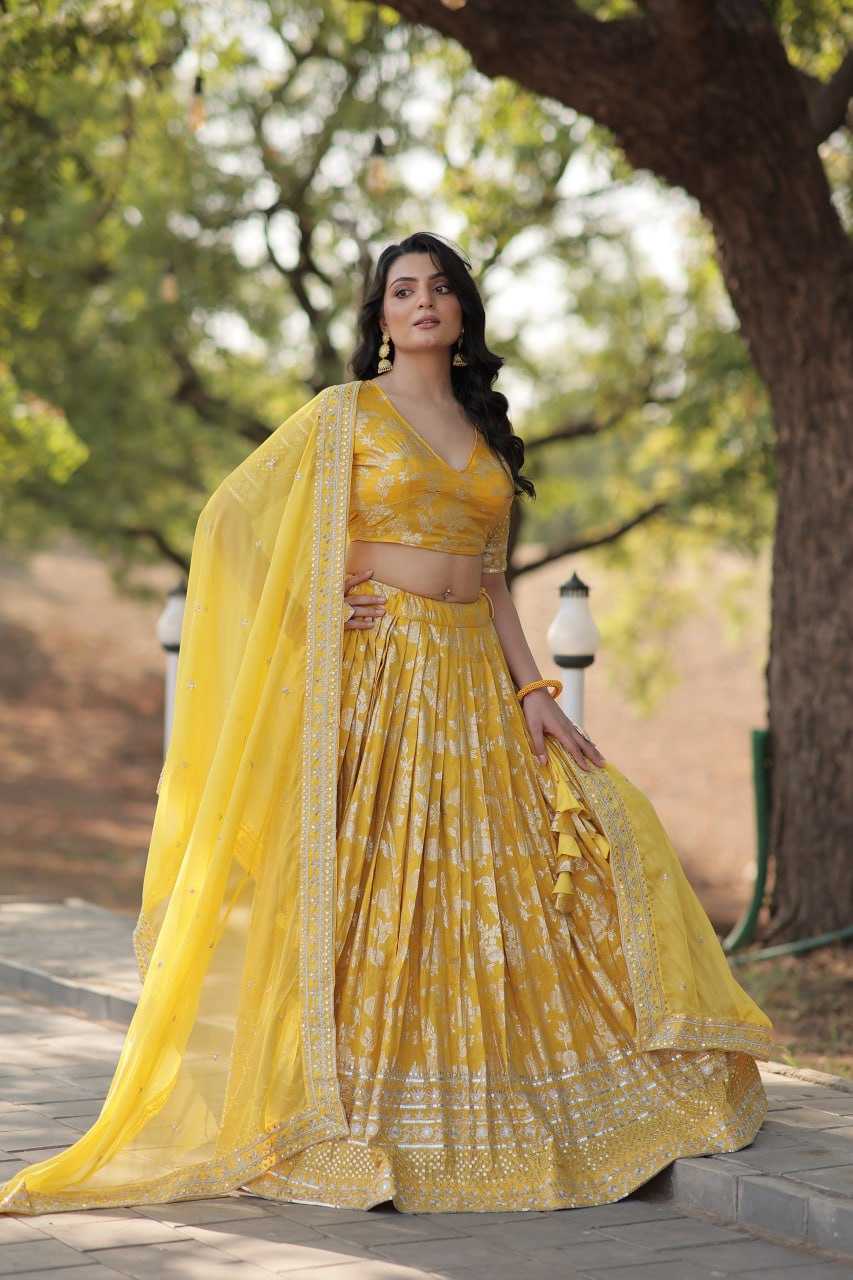 YNF VISCOSE KESH132 7080 LEHENGAS WHOLESALE FANCY TRADITIONAL EMBROIDERED LEHENGAS MANUFACTURER    